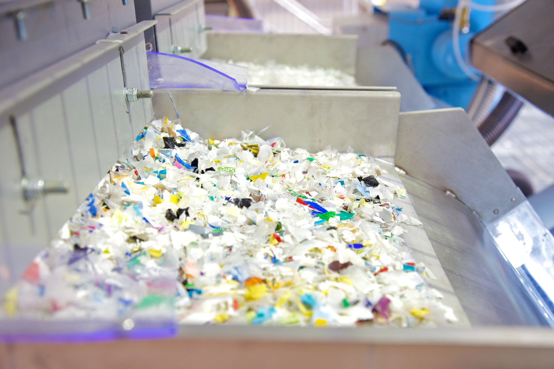 Industrial Sorting Systems for Efficient Recycling - Sesotec GmbH